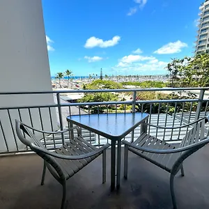ia302-ilikai-apt-302-oceanview-fireworks-on-fridays-max-4.hotelsinhawaii.org/
